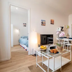 https://lovely-independant-flat-lourdes-city-center.midi-pyreneeshotels.com