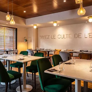 **** Hotel Mercure Montparnasse Pasteur Francia