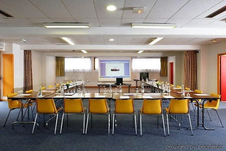 Kyriad Lyon Est - Genas Eurexpo Hotel