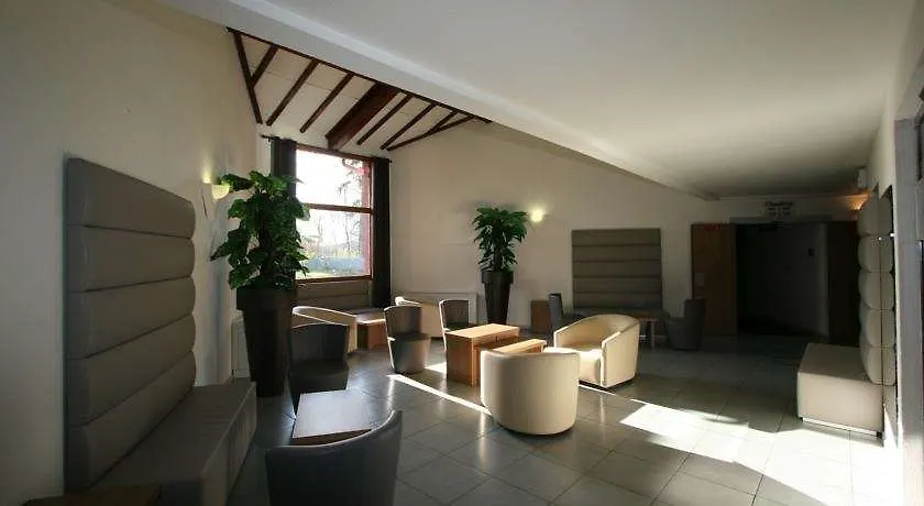 Kyriad Lyon Est - Genas Eurexpo Hotel